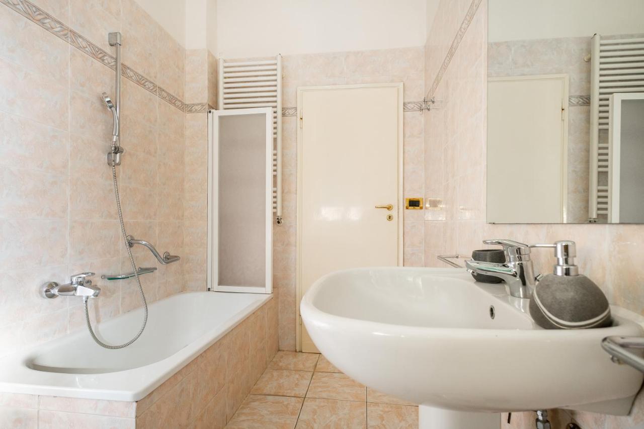 Z8 Comfort In The Heart Of Bologna Luaran gambar