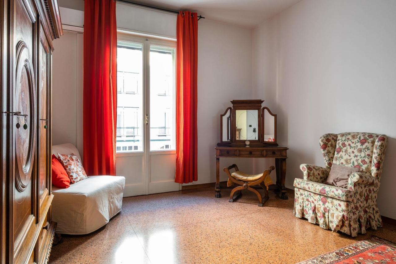 Z8 Comfort In The Heart Of Bologna Luaran gambar
